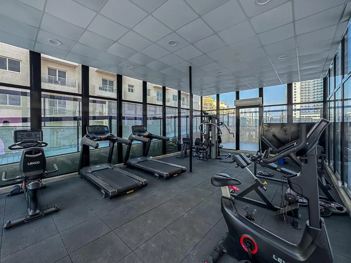 Appartamento Chic & Cozy 1Br Apt With Pool And Gym Access Dubai Emirati Arabi Uniti