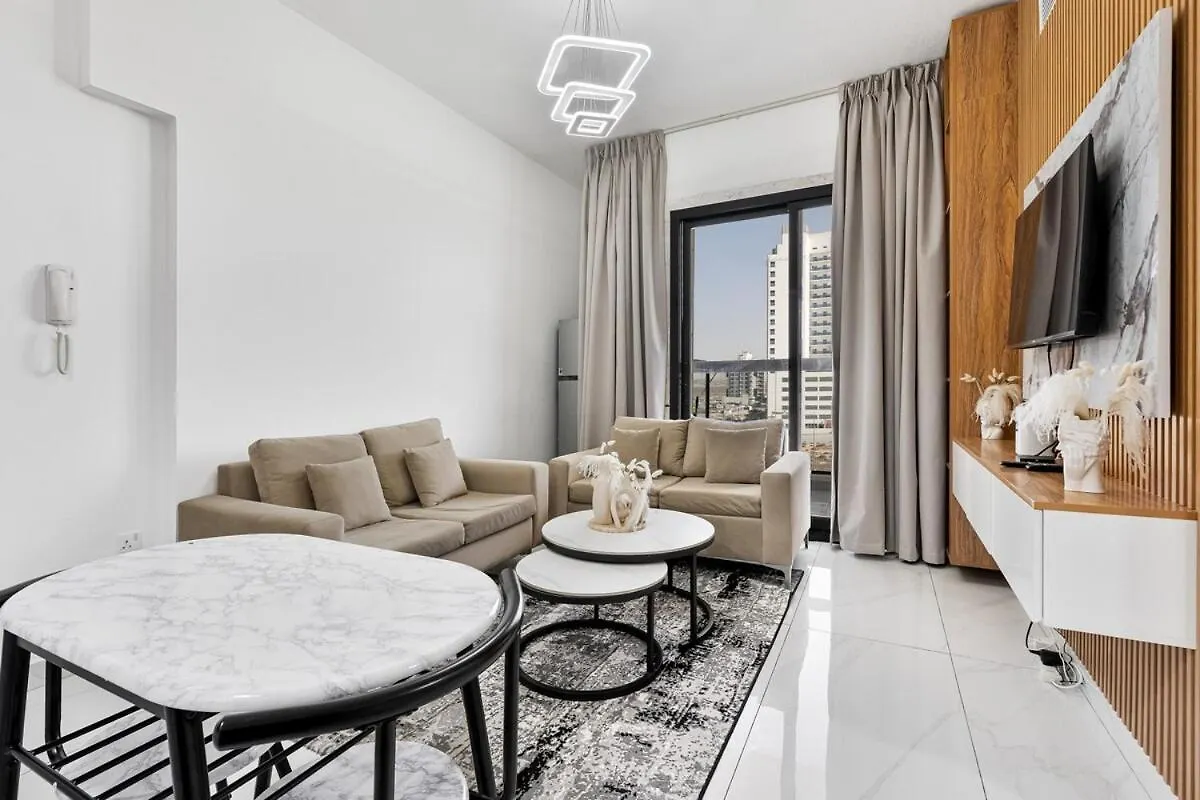 Chic & Cozy 1Br Apt With Pool And Gym Access Dubai 0*,  Emirati Arabi Uniti